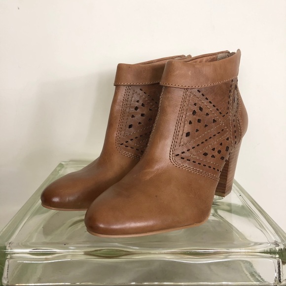 Guess Shoes - GUESS tan Leather Boho Booties 11 Laser cut outs